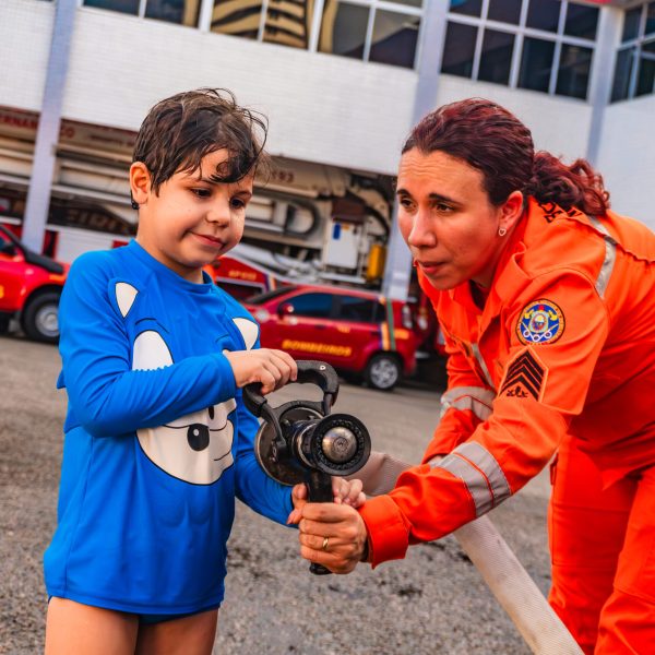 Visita ao Corpo de Bombeiros: experiência enriquecedora